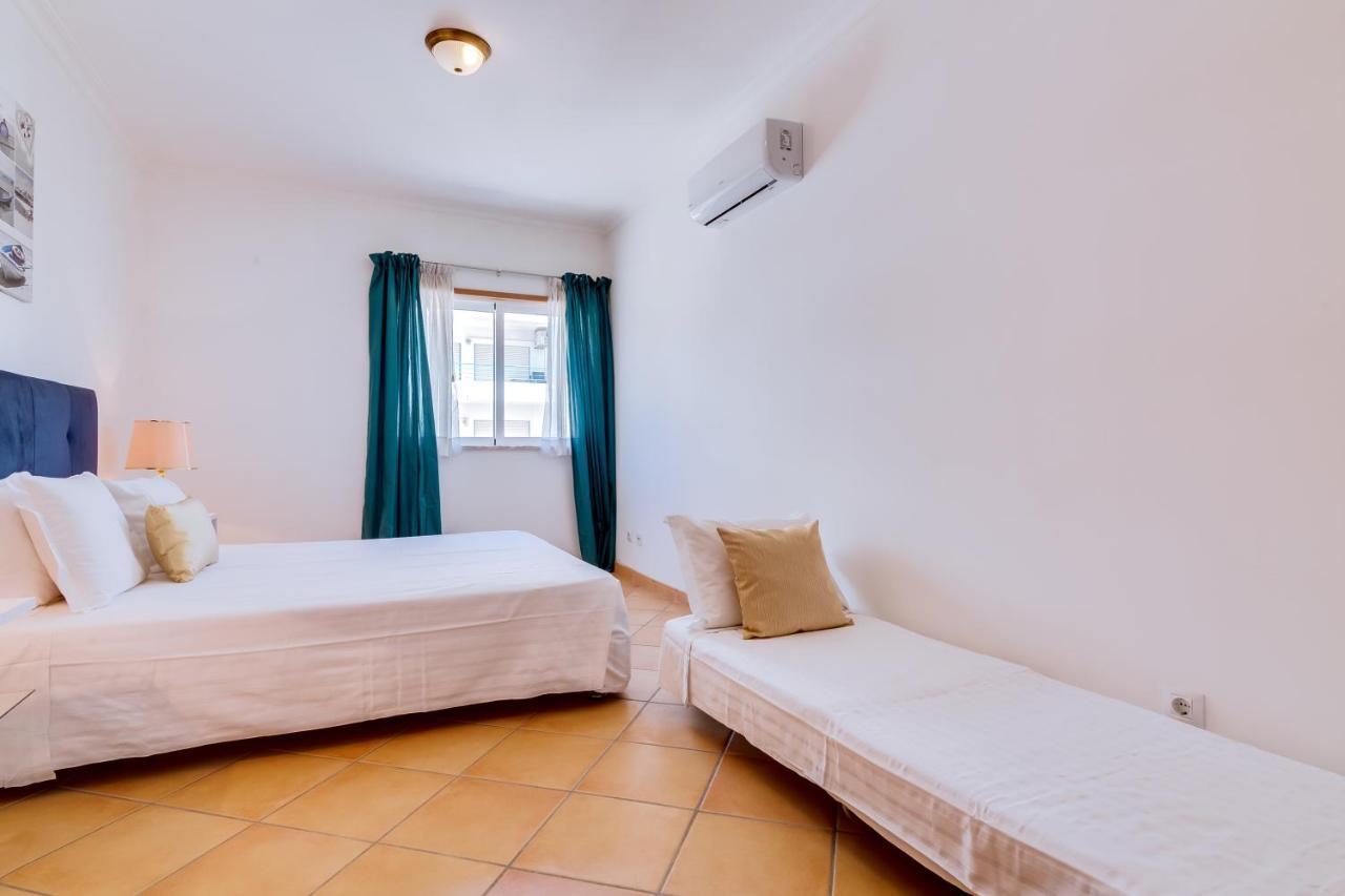 Al - Colina Beach Holidays Quarteira Ngoại thất bức ảnh